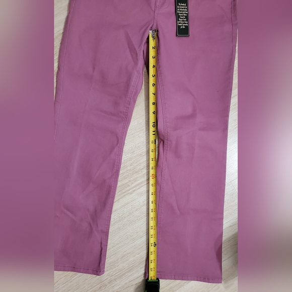 NWT women's DG2 jeans - Picture 5 of 5